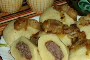 감자 만두 - 최고의 벨로루시, 폴란드어 및 이탈리아 요리법 고기와 감자 klecks를 요리하는 방법