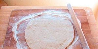 감자 만두-집에서 단계별 요리법 만두를 요리하는 데 필요한 재료