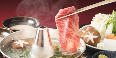일본식 고기 - 약간의 비밀이있는 쇠고기와 양배추의 탁월한 조합