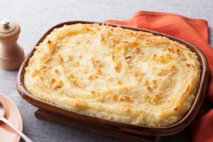 Kefir pie with cheese: ingredients, recipe Kefir pie with cheese and herbs