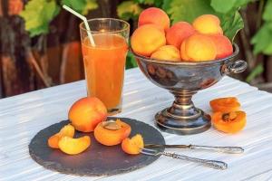 Apricot juice with pulp for the winter Recipe for making apricot juice at home